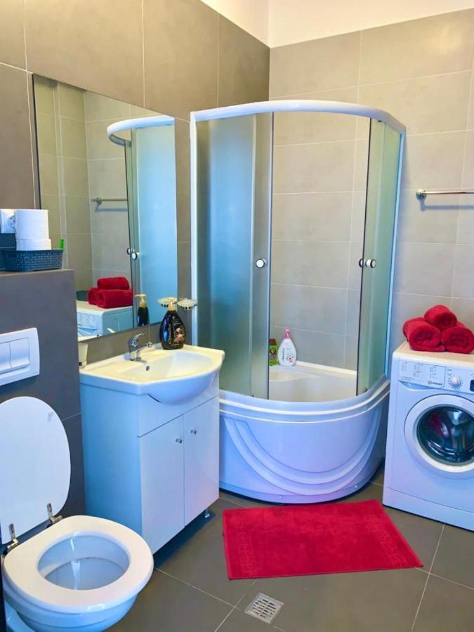 Cityscape Apartment Near Palas Mall Яссы Экстерьер фото