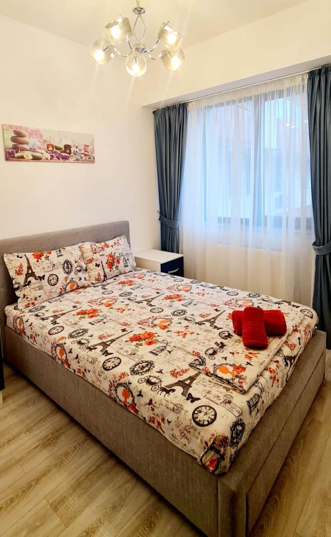 Cityscape Apartment Near Palas Mall Яссы Экстерьер фото